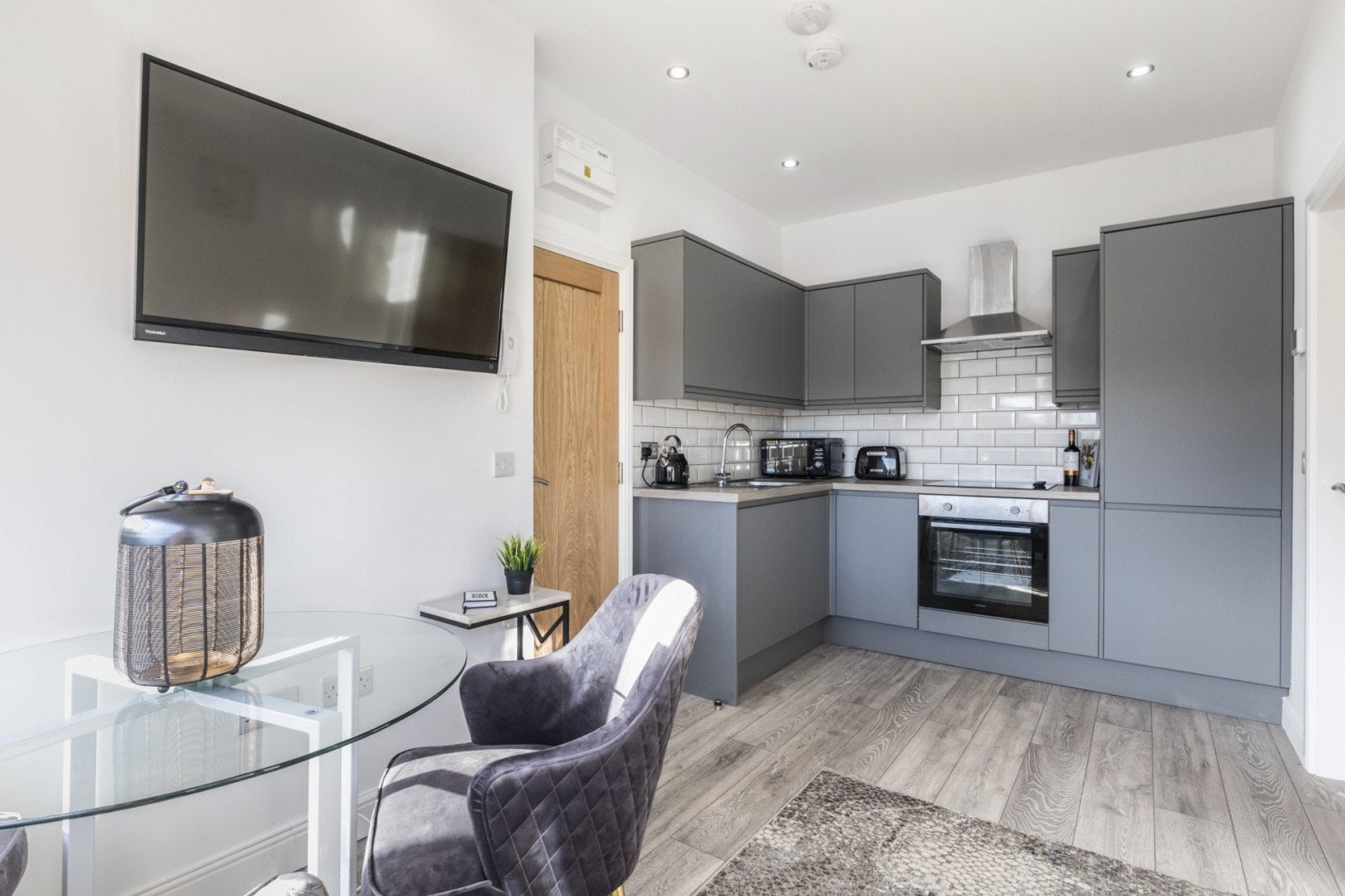 Flat Hartwell Road in Leeds