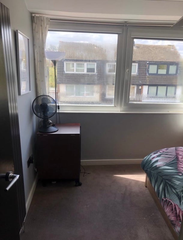 Room Buckstone Close in Greater London