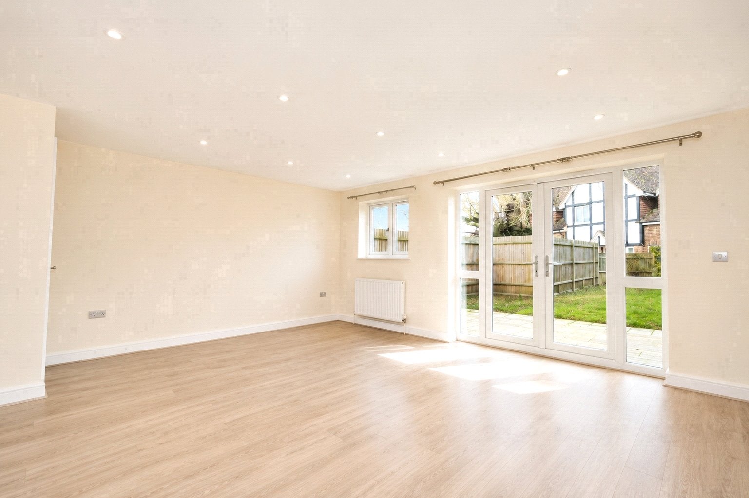 House Kings Road in Surrey Heath