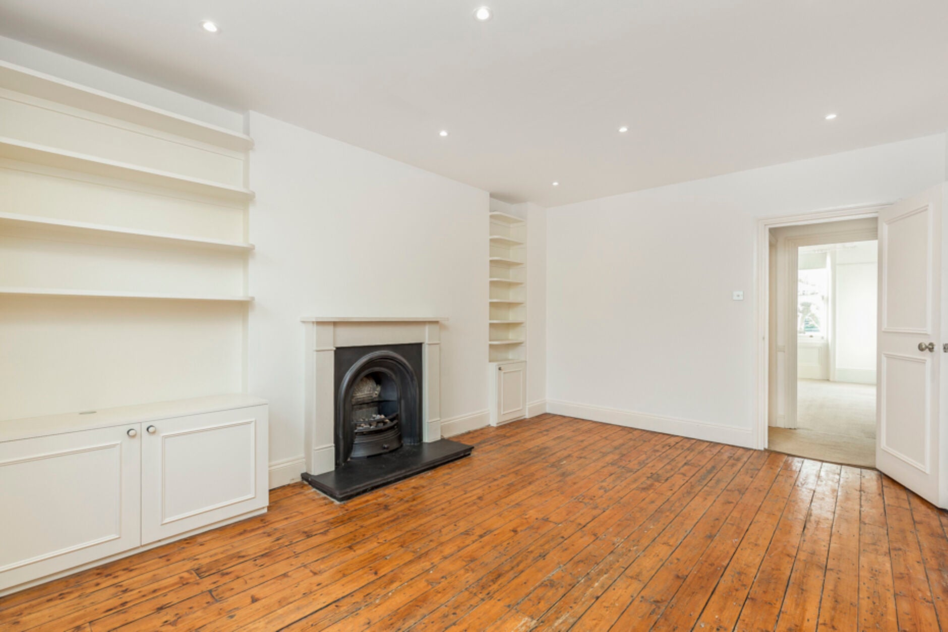 Flat Richford Street in Greater London