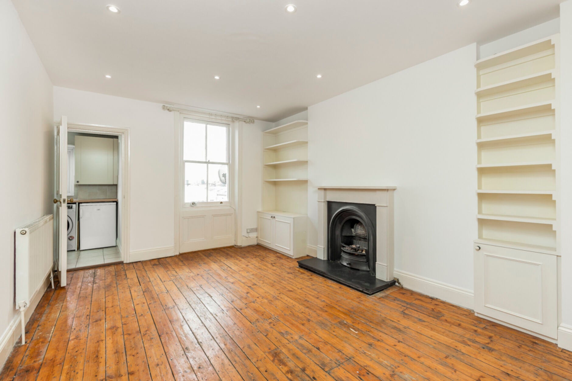 Flat Richford Street in Greater London