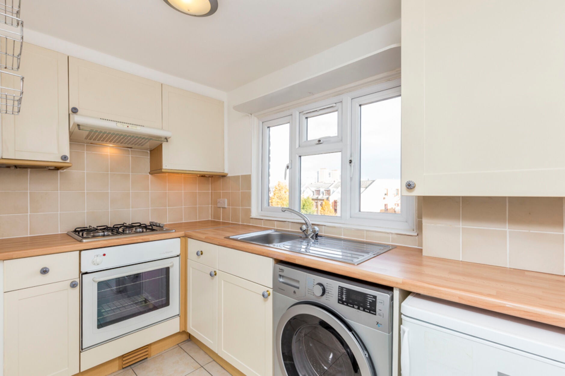 Flat Richford Street in Greater London