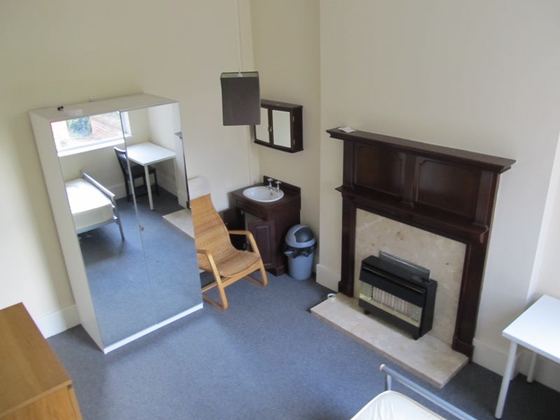 Room Henry Road in Rushcliffe