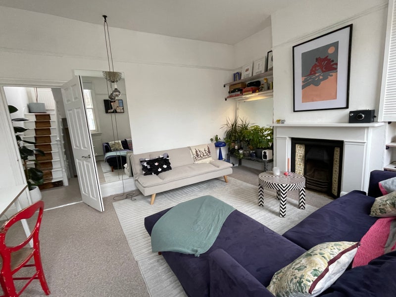 Room Well Street in Greater London