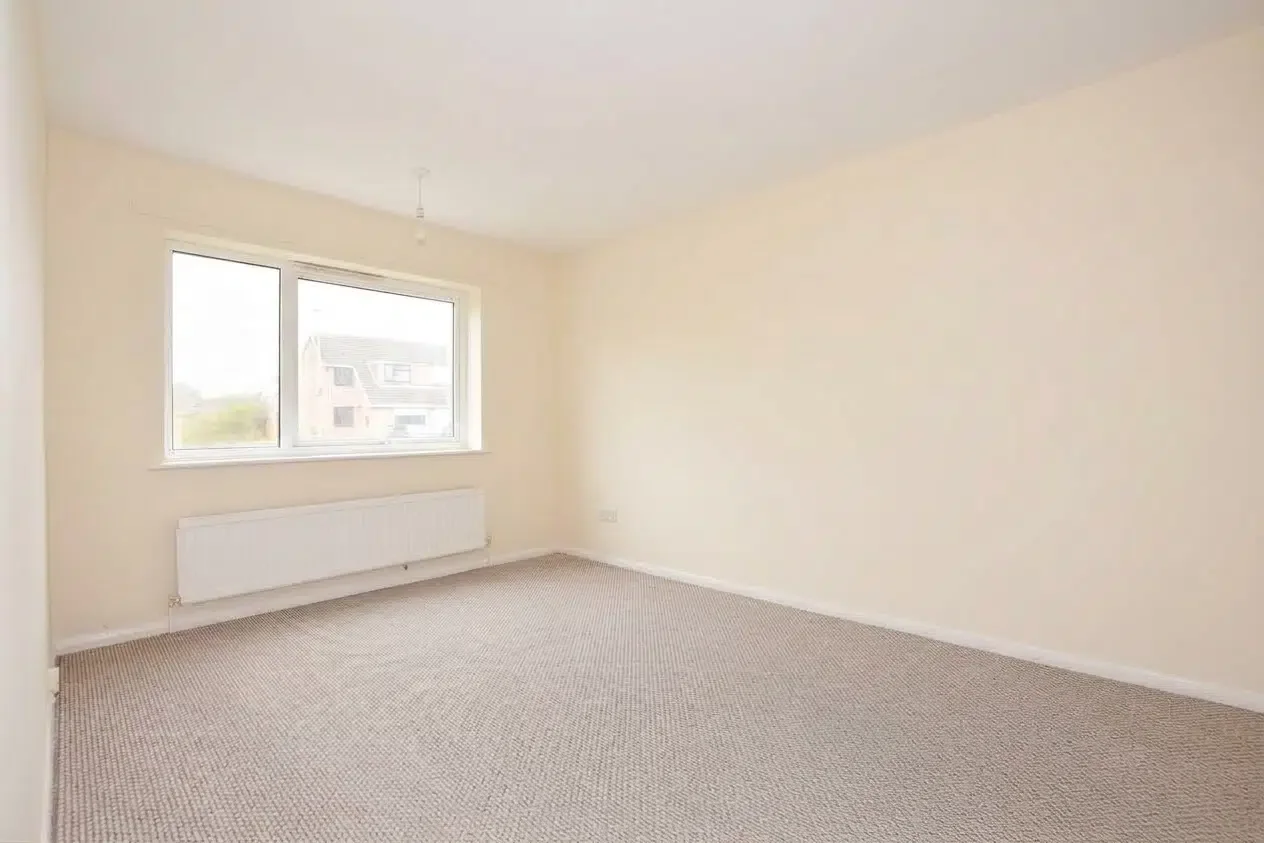 Flat Chalgrove Road in South Oxfordshire