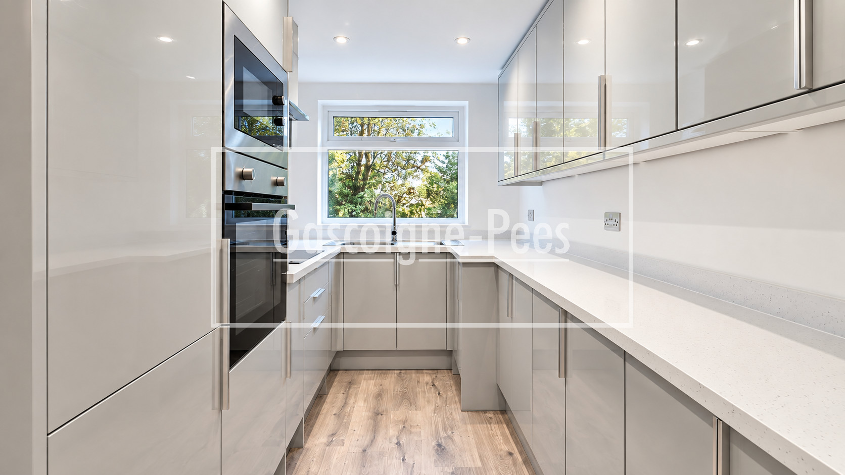 Flat Boxgrove Road in Guildford