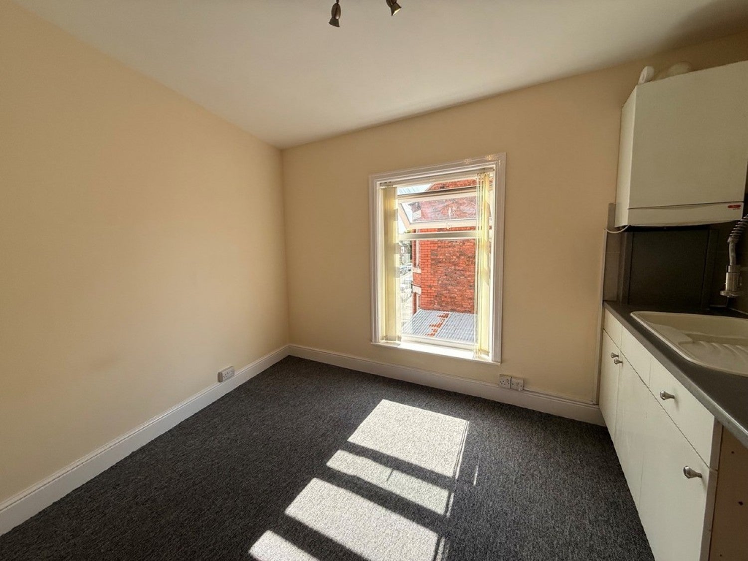 Flat Ethel Elks Close in Crewe