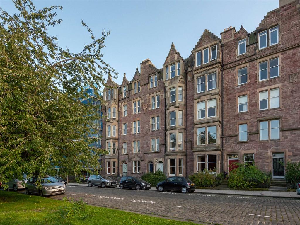 Flat Warrender Park Terrace in City of Edinburgh