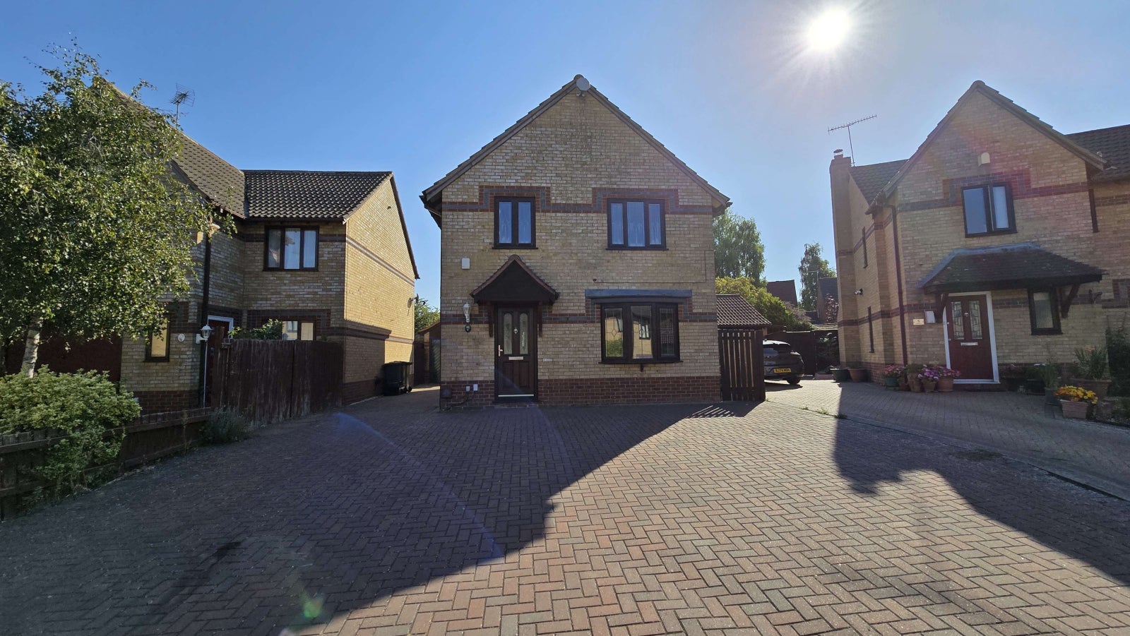 House Dovedale in Streatley