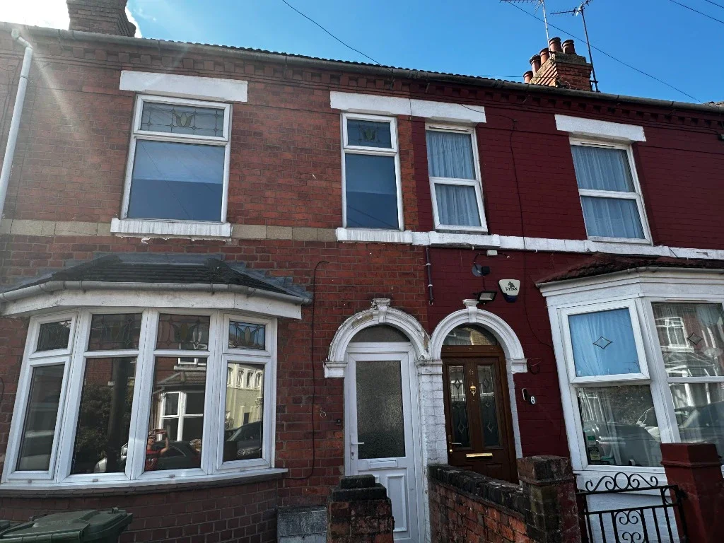 House Gordon Road in Wellingborough