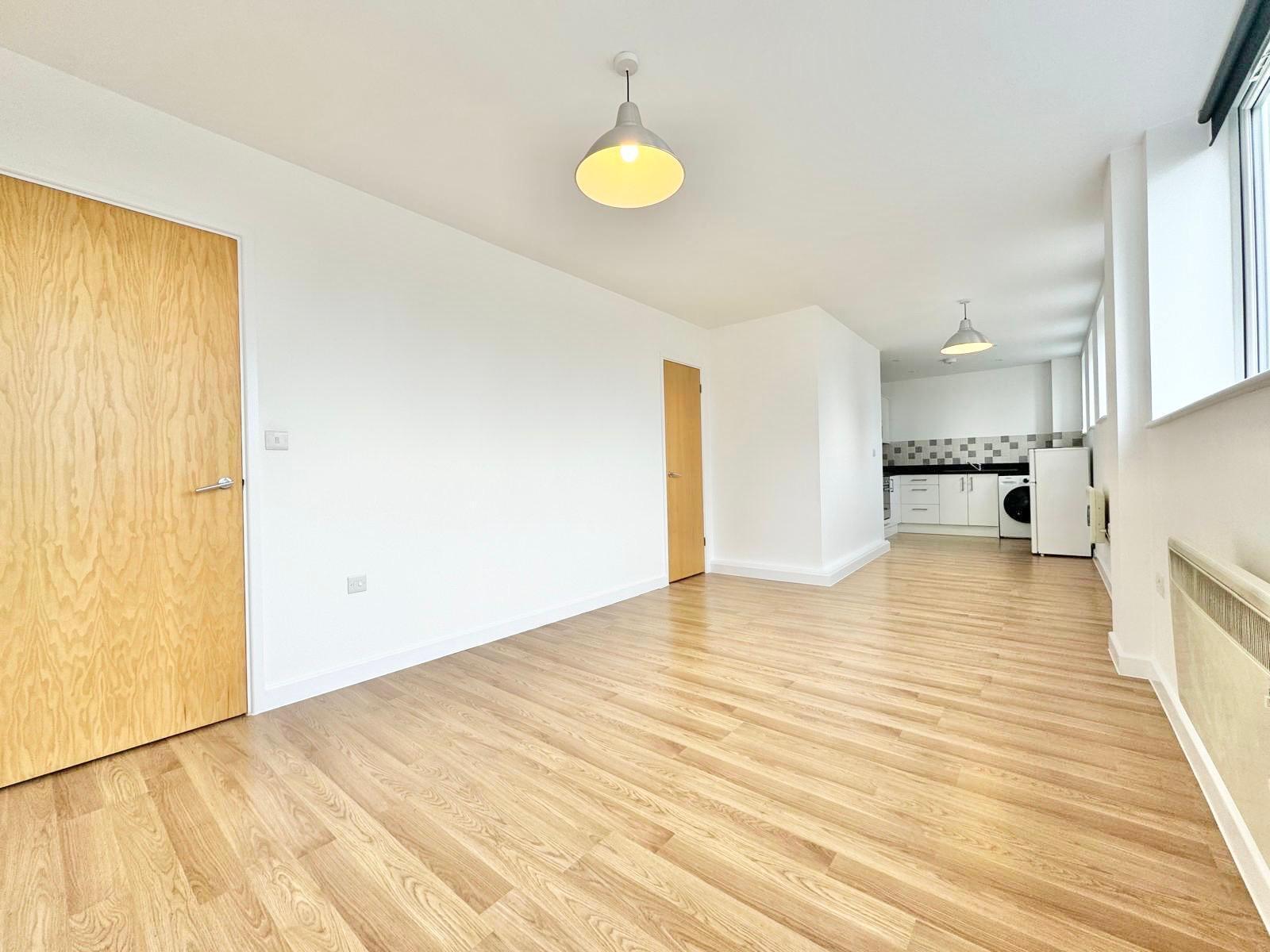 Flat Wella Road in Basingstoke and Deane