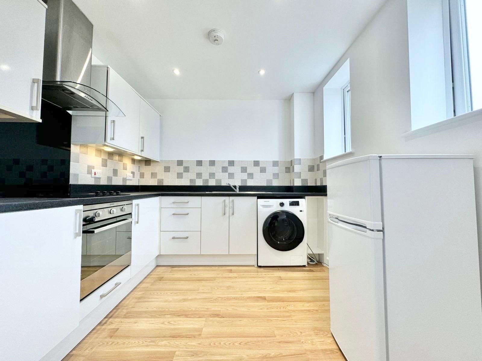 Flat Wella Road in Basingstoke and Deane