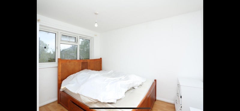 Room Burnt Ash Road in Greater London