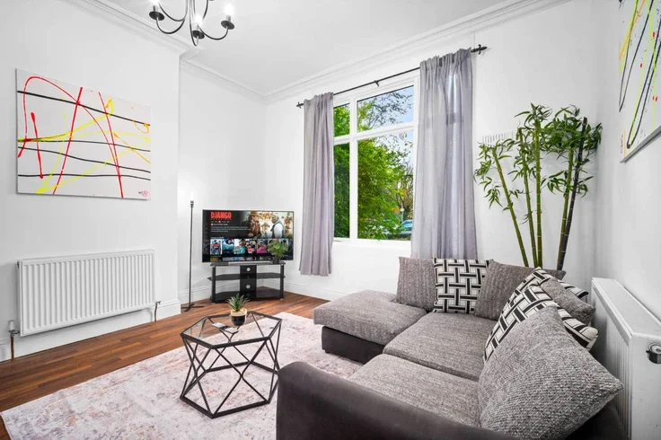Flat Park Crescent in Wolverhampton