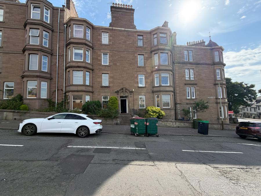 Flat Seymour Street in Dundee