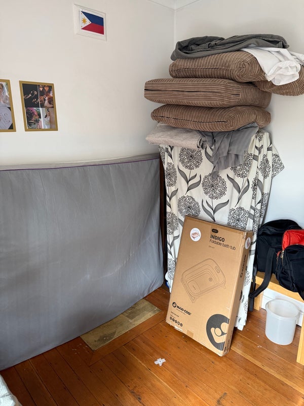 Room Thessaly Road in Greater London
