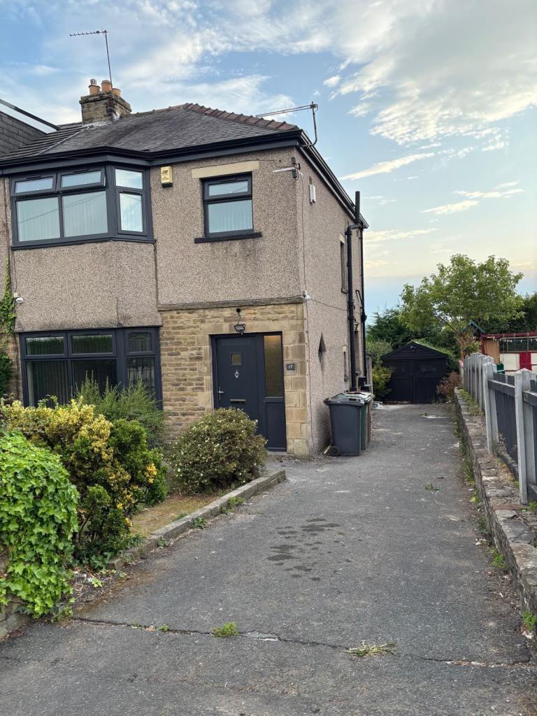 House Moorside Road in Bradford