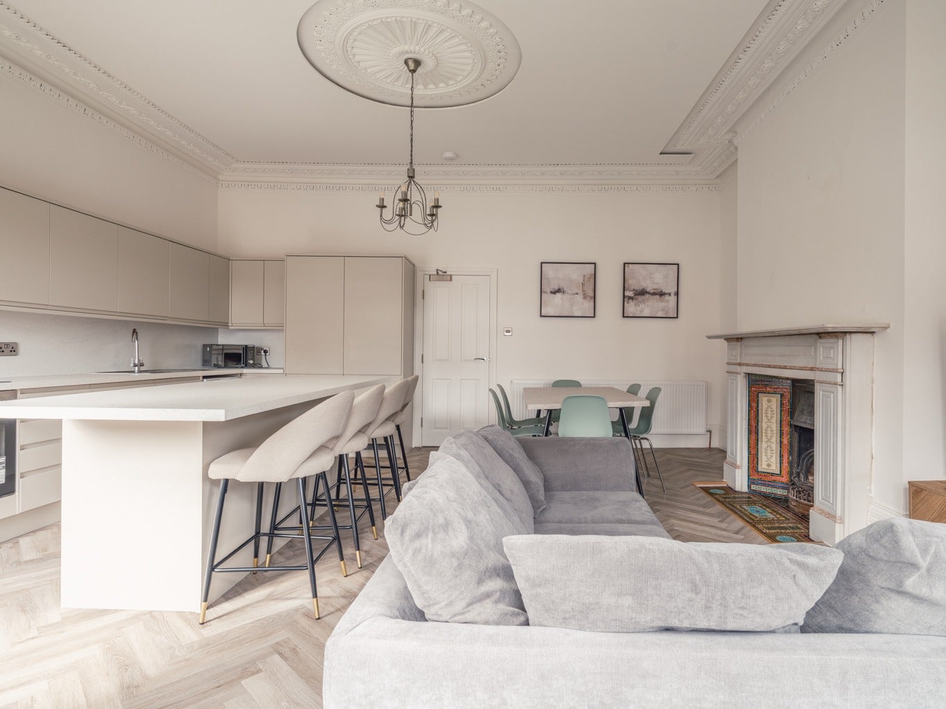 Flat Grosvenor Place in Newcastle upon Tyne