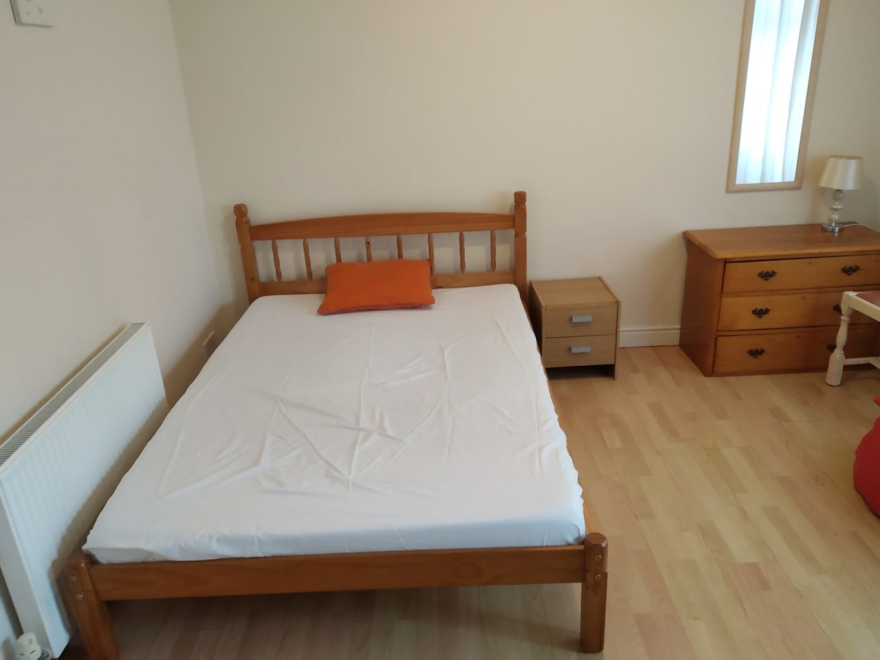 Room Boyn Hill Road in Maidenhead