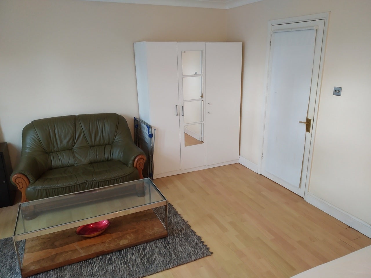 Room Boyn Hill Road in Maidenhead