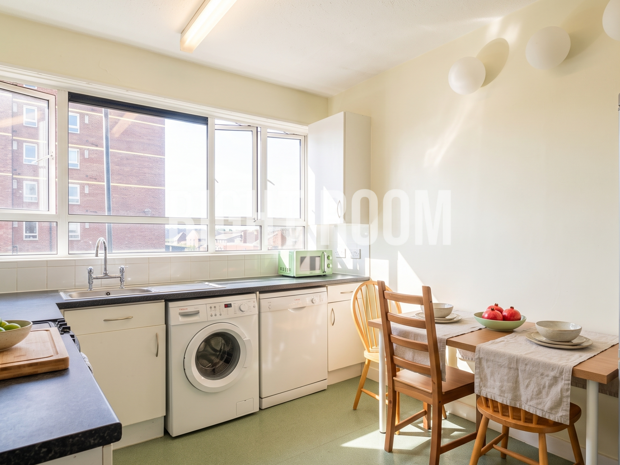 Flat Dombey Street in Greater London