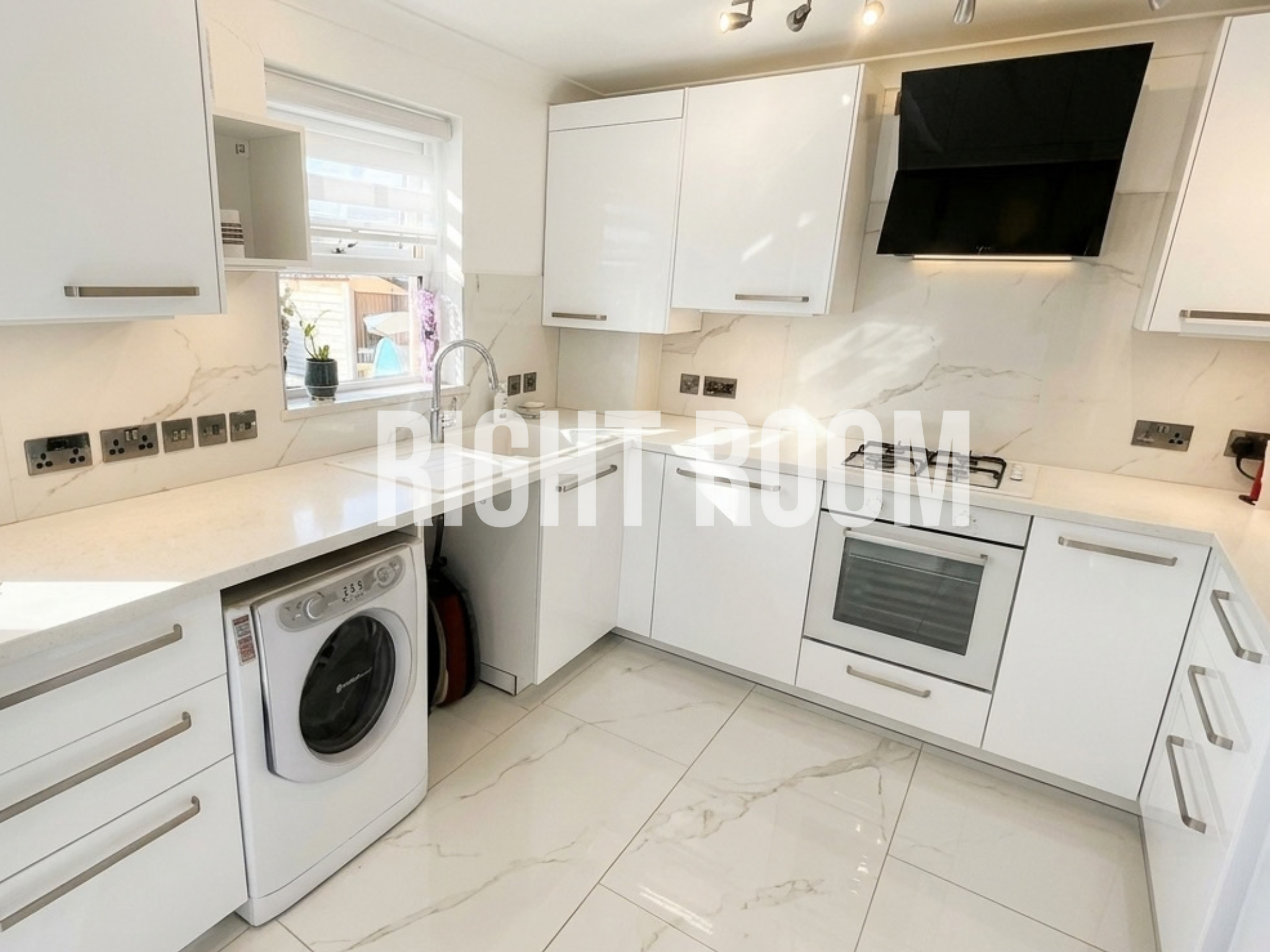 House Magennis Close in Gosport