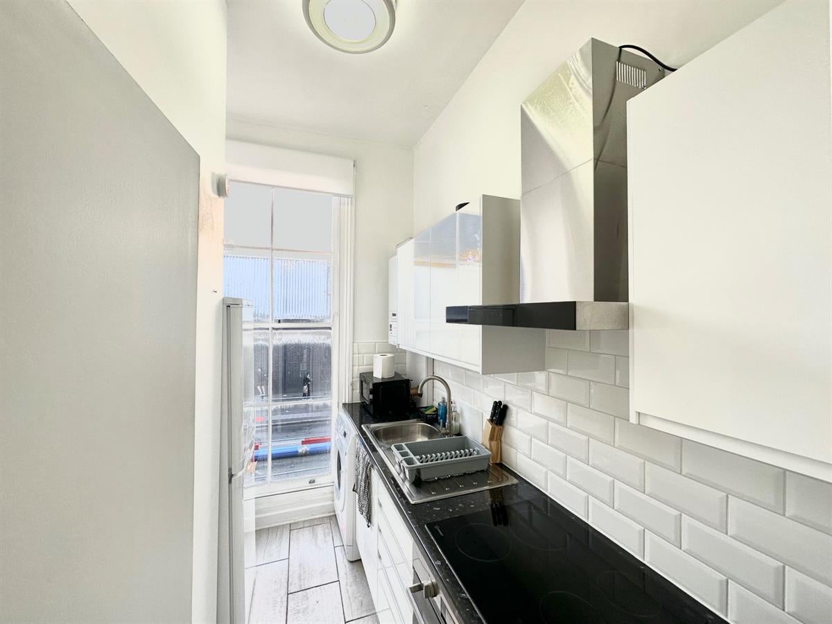 Flat Eversholt Street in Greater London