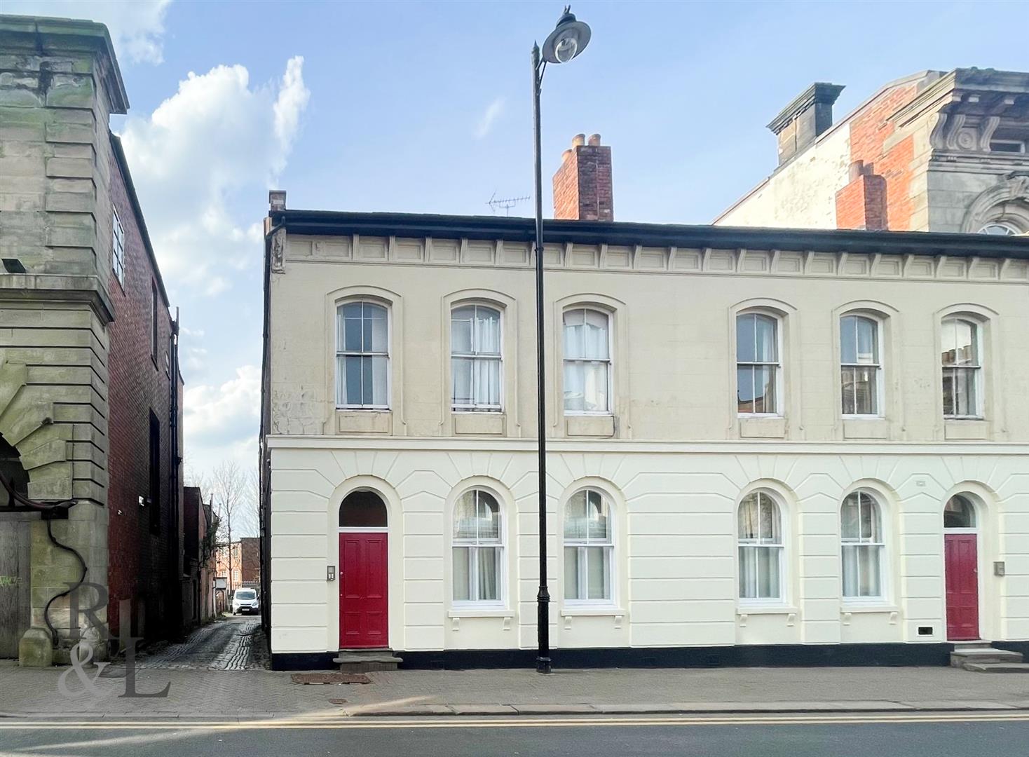Flat Priory Street in Dudley