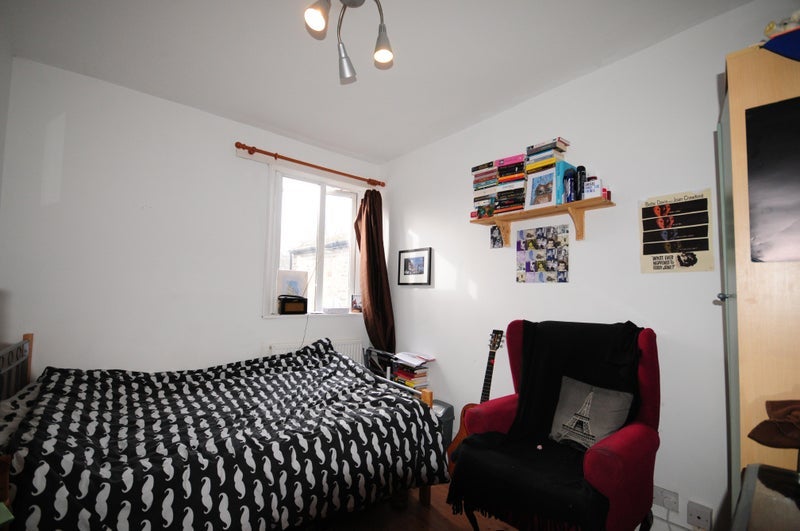 Room St Mary's Road in Greater London