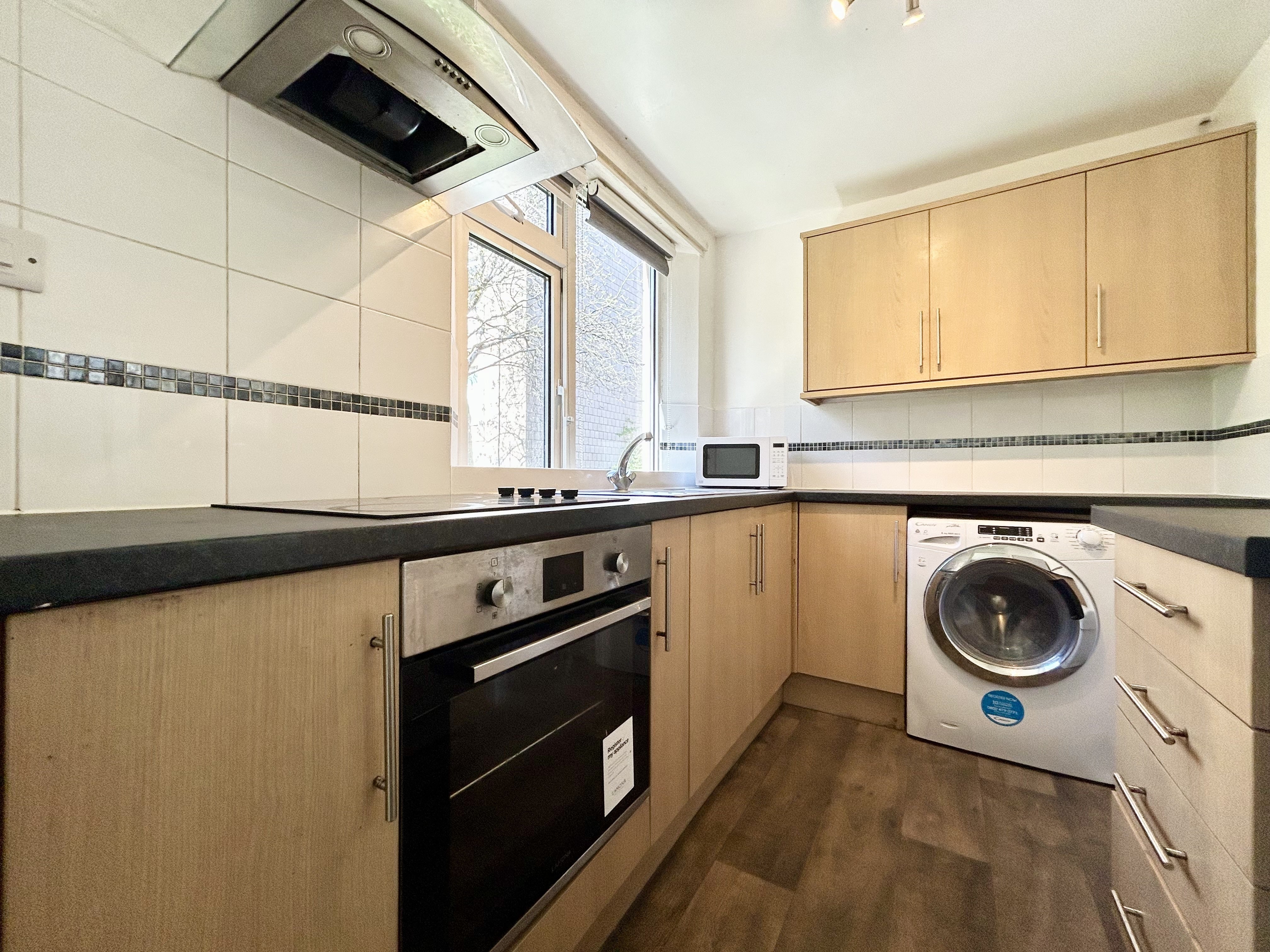Flat Montague Hill South in Bristol