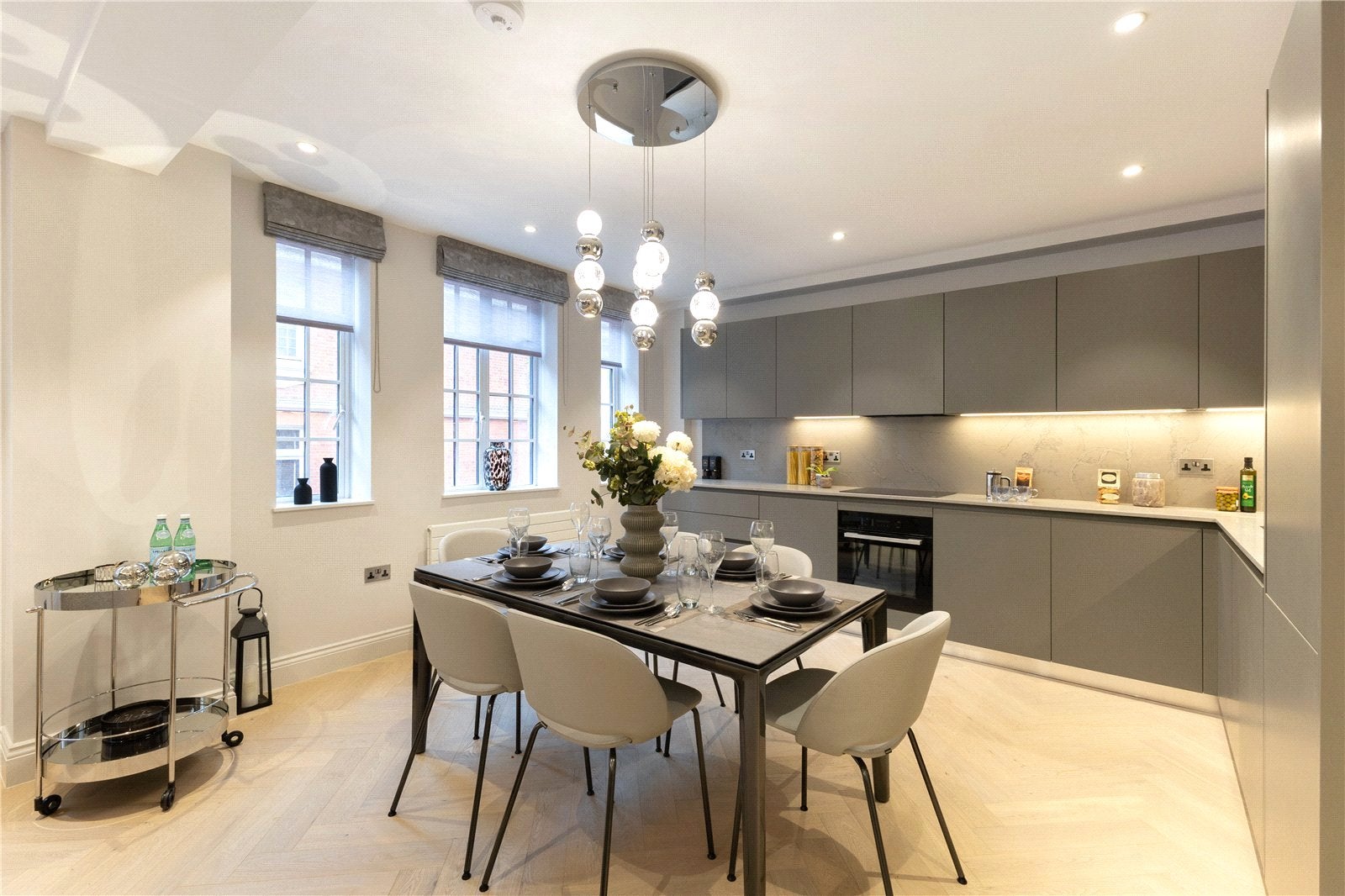Flat Sloane Street in Greater London
