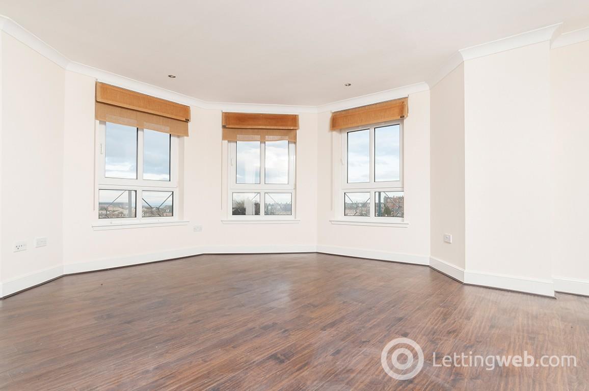 Flat St Clair Road in Edinburgh