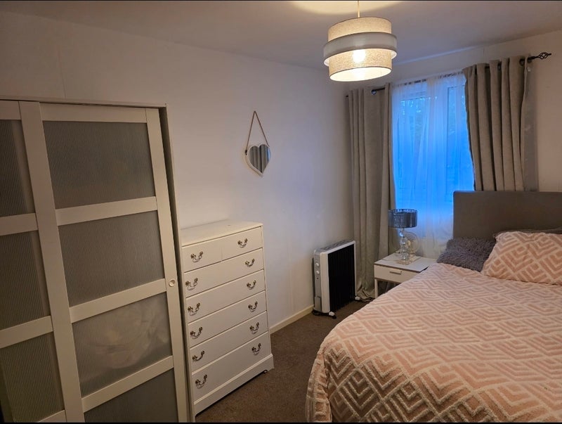 Room Langcroft Drive in Manchester