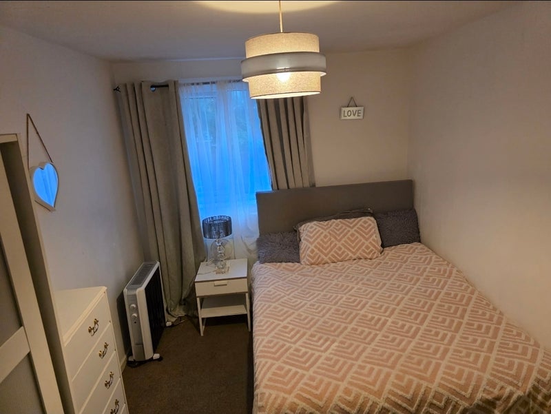 Room Langcroft Drive in Manchester