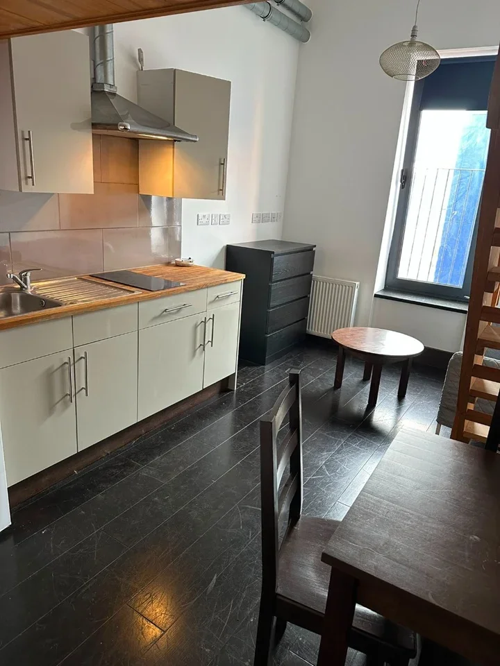 Flat Edgware Road in Greater London