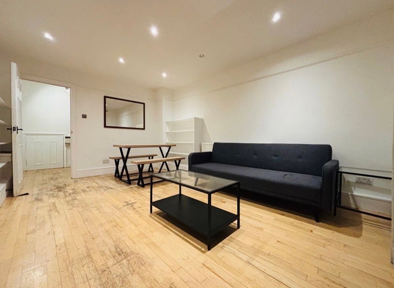 House Vallance Road in Greater London