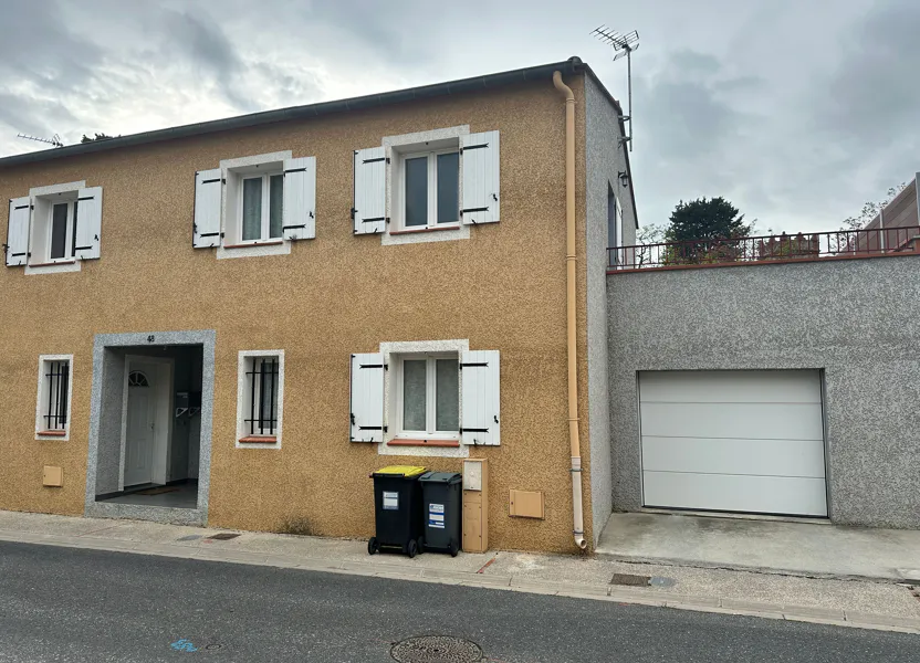 House Avenue de las Aires in Saint-Féliu-d'Avall