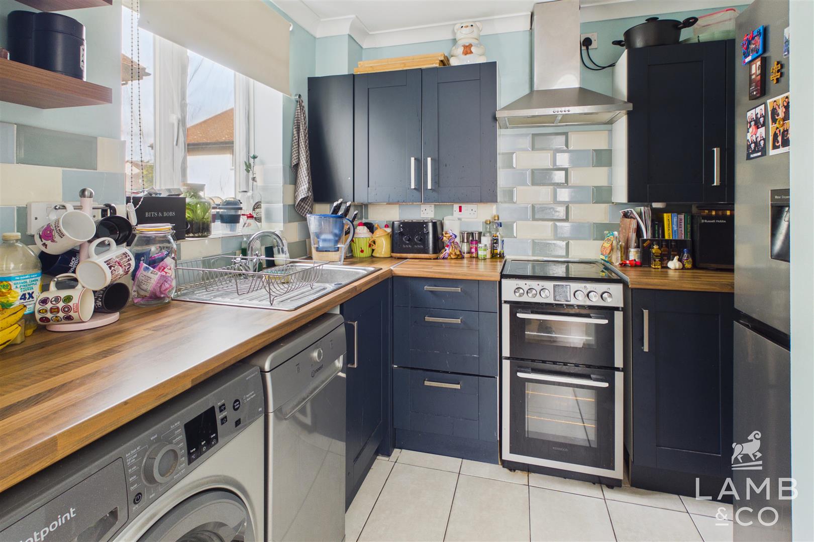Flat Snowberry Grove in Colchester