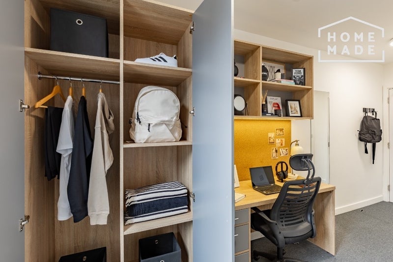 Room Cliveland Street in Birmingham