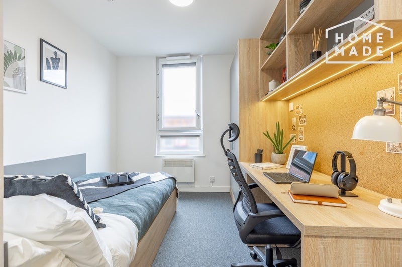 Room Cliveland Street in Birmingham