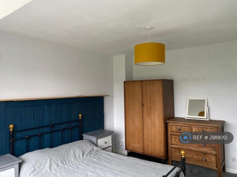 Room Greenacre in Windsor