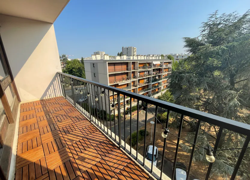 Appartement Sentier du Clos aux Renards à Le Plessis-Robinson