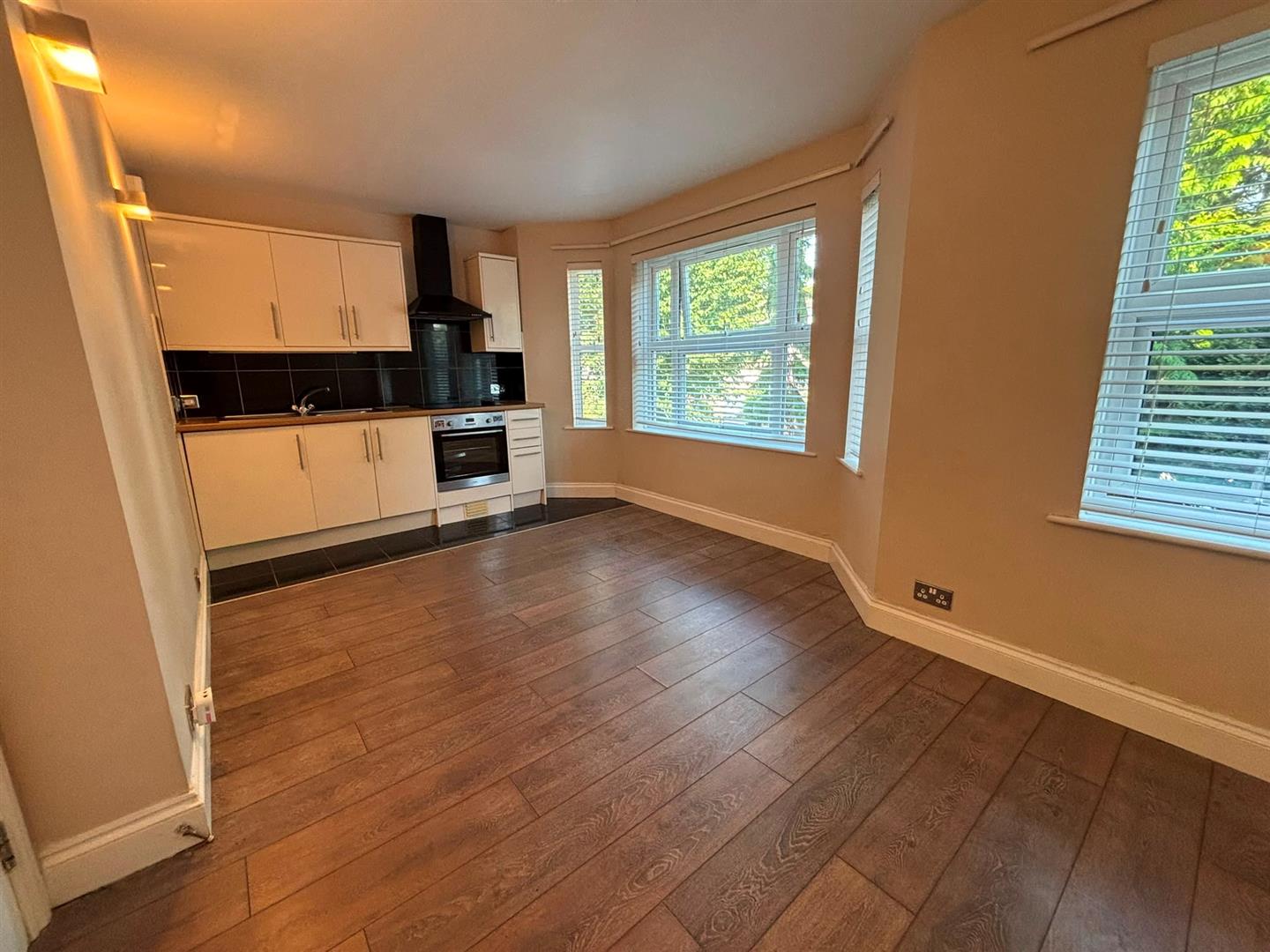 Flat Eaton Gardens in Portslade by Sea