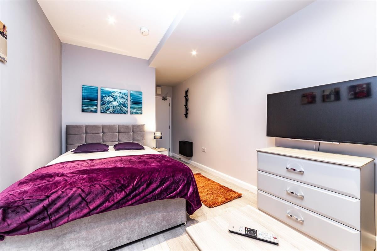 Room Sidgreave Street in St Helens
