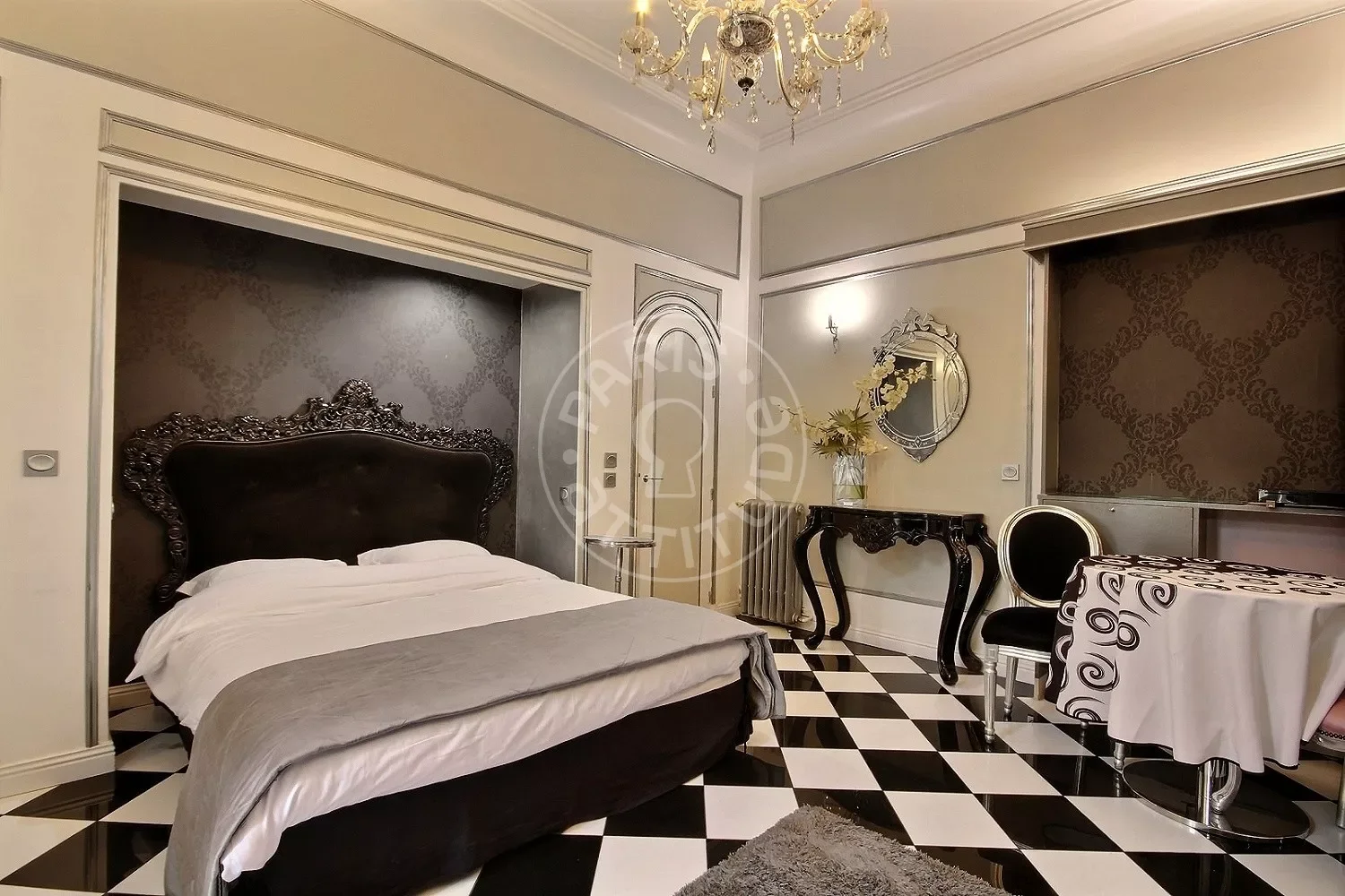 Appartement Avenue des Champs-Élysées à Paris