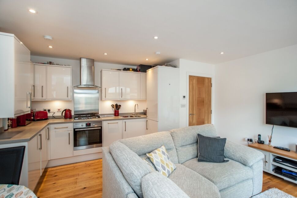 Flat London Road in Dacorum