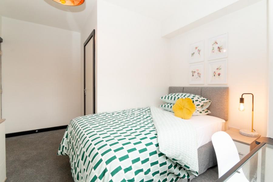 Room Vine Street in Hindley