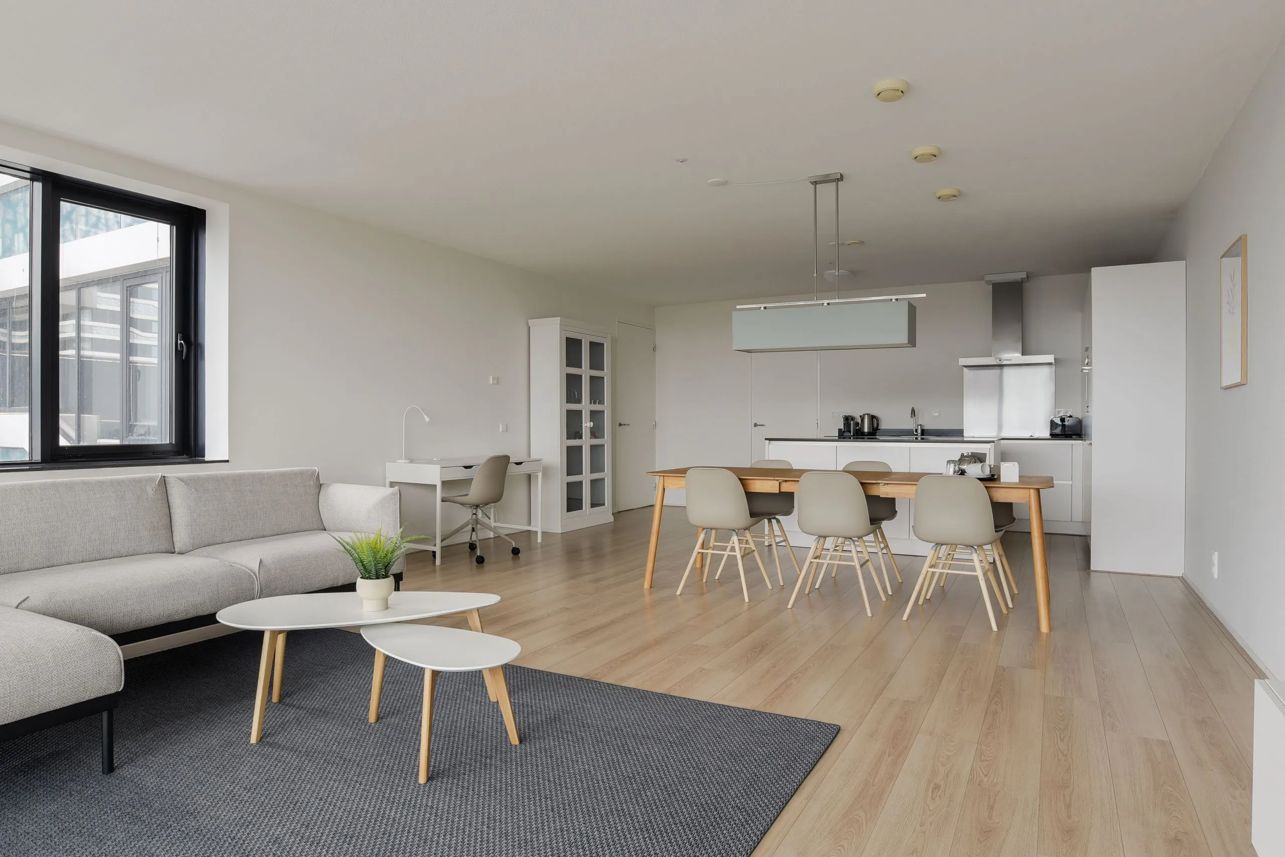 Appartement Anna van Buerenplein 8