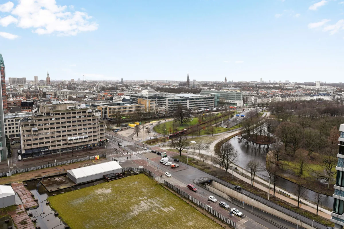 Appartement Anna van Buerenplein 19