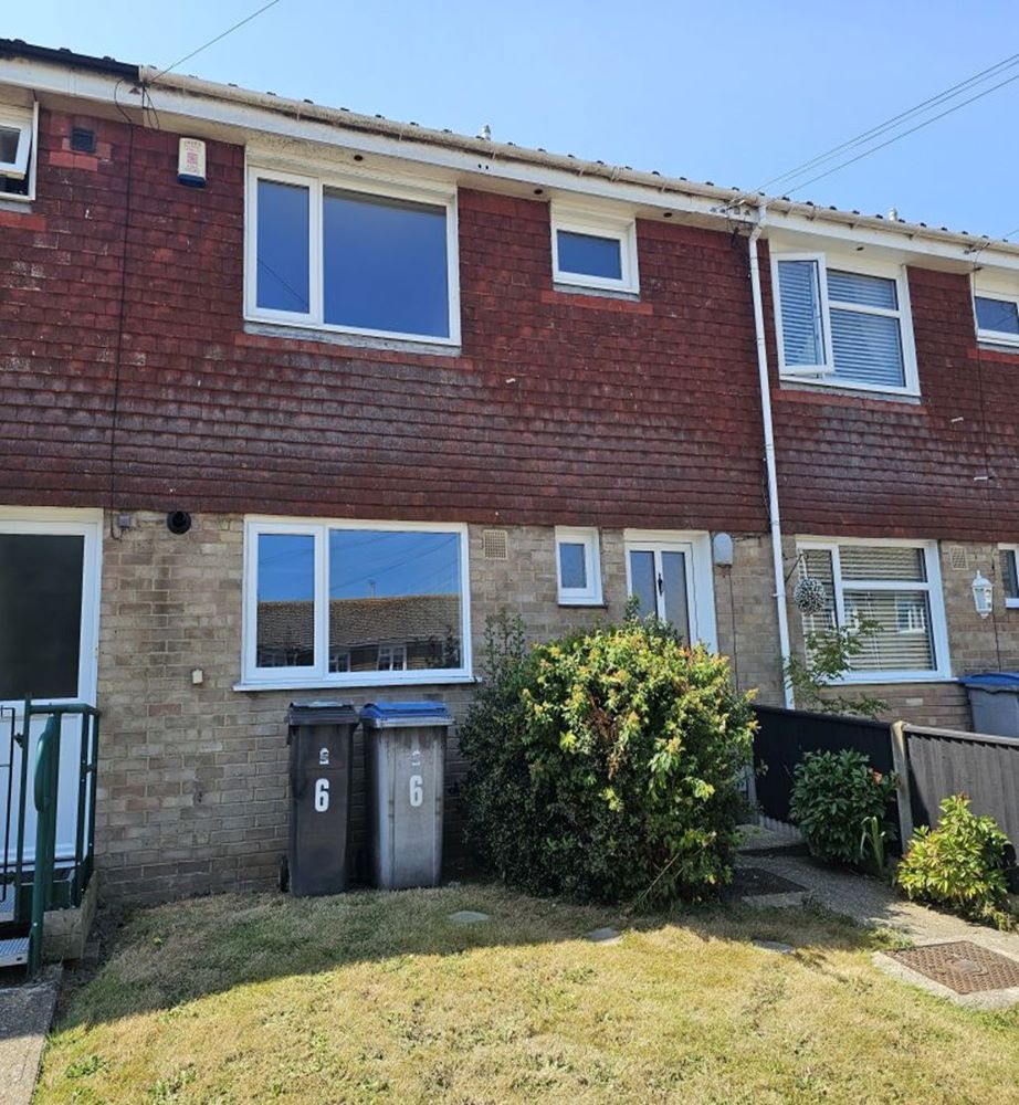 House Trinity Place in Deal